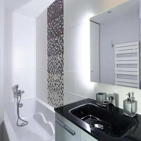 Mimosas Furnished Flat アンティーブ